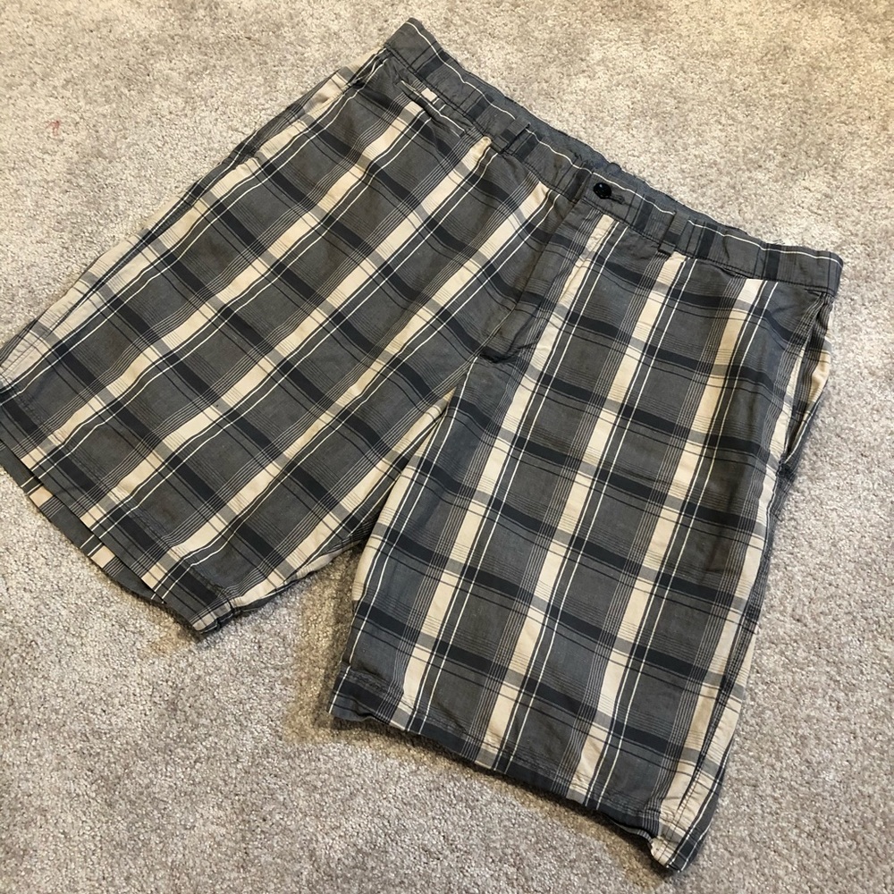 Men’s Plaid Gray and Navy Shorts